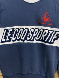 IMPORTANT* ACTUAL SAIZ MEASUREMENT : ➡️Size On Tag:M ➡️Armpit To Armpit: 20.5inches ➡️Back Collar To Hem: 26inches ➡️Condition:Good used ➡️Label:Lecoq sportif ➡️Material:77cotton/23polyster ➡️colour:Navy blue/white (PLEASE READ THE MANUAL MEASUREMENT CAREFULLY) -------------------------------------------------- Shipping: International shipping via DHL EXPRESS/FLEXIPACK WE ARE USING DHL EXPRESS/FLEXIPACK POSTAGE. ☎️PLEASE LEAVE YOUR PHONE NUMBER FOR SHIPPING PURPOSE BY DHL/FLEXIPACK ➡️Shipping Pr Average Body, Champion Brand, Kimono Cardigan, Polka Dot Pattern, Japanese Kimono, Cardigan Jacket, Vintage Sweatshirt, Body Size, Dhl Express