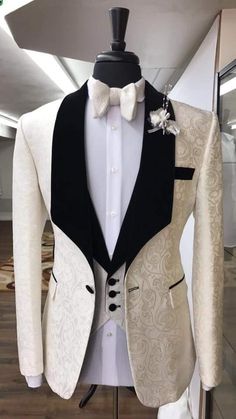 Fit Best Man Suit Wedding/Men's Suits Bridegroom Classic Groom Tuxedos Groomsmen Shawl Lapel Vent Slim Suits Jacket+Pants+Vest+Tie Wedding/Men's Suits Groom Tuxedos Slim Suits Online with $98.46/Piece on #mensuits#weddingsuits#WeddingTuxedos#businessmensfashion#groomsmensuits Best Man Suit Wedding, Man Suit Wedding, Striped Blazer Outfit, Best Man Suit, Man Suit, Wedding Outfit Men, Indian Men Fashion, Makeup Girl