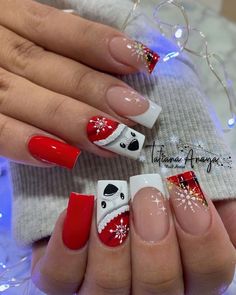 Door Decorations Classroom Christmas, August Nails, Door Decorations Classroom, Abstract Art Painting Diy, Christmas Classroom, Xmas Nails, Christmas Nail, Christmas Nail Art, Nail Arts