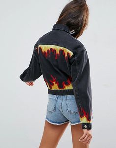 Maps Mizoguchi, Flame Jacket, Flame Embroidery, Customised Clothes, Embroidery Jeans Jacket, Art Jacket, Custom Jean Jacket, Diy Denim Jacket, Painted Clothes Diy