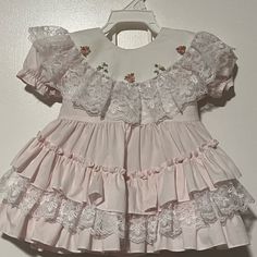 Rare Dress Vintage Paula Infant Baby Girls Pink Frilly Dress Size: 12-Month Condition: Excellent Used Condition Vintage Brand: Paula Size: 12 Month - Infant Baby Girl Color: Pink & White Made In The Usa Bundle & Save! Discounted Shipping! Visit My Poshmark Closet @ Https://Posh.Mk/Joymdefuiwb Tags: #@Brielles2 #For #Sale #Near #Me #Infants #Infant #Baby #Babies #Girl #Toddler #Little #Baby #Shower #Gifts #Gift #Disney #& #Mother #To #Be #Newborn #Mom #New Mom #Party #Parties #Easter #Outfit #Pho Victorian Baby Clothes, Pink Frilly Dress, Frilly Dress, Vintage Baby Dresses, Rare Dress, Mother To Be, Newborn Mom, Mom Party, Infant Baby Girl