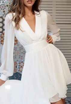 Elegant White long sleeve dress. Work Party Dress, Long Sleeve Fashion, Womens Fall Dress, Women Long Sleeve Dress, Mini Robes, Sleeve Fashion, Hem Skirt, Linnet, Trend Fashion