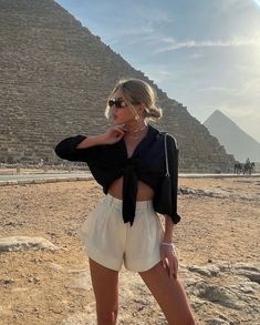 Dubai Outfits Ideas, Dubai Outfit, Portret Feminin, Cute Outfits With Shorts, Dubai Outfits, Looks Pinterest