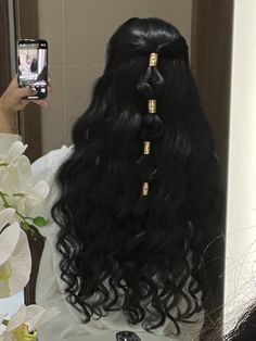 Hairdos For Curly Hair, Hair Stylies, Long Black Hair, Hair Stylist Life, Hair Inspo Color, Dream Hair, Aesthetic Hair, Long Black, Pretty Hairstyles