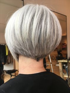 Bob Hairstyles Grey Hair, Short Gray Bob, Gray Bob Hairstyles, Very Short Bangs, Gray Bob, Haircut Gray Hair, Cute Bob Haircuts, Grey Bob Hairstyles, Grey Bob