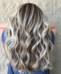 High Contrast Blonde, Oreo Blizzard, Hair Color Grey Silver, Grey Ombre Hair, Angled Bob Hairstyles, Brown Hair Balayage, Haircut And Color, Grey Hair Color, Hair Color And Cut