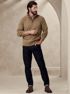 Masculine Mens Fashion, Male Teacher Outfits, Interchangeable Wardrobe, Christmas Outfit Men, Christmas Pictures Outfits, Sweater Outfits Men, Thanksgiving Outfits, Family Picture Outfits, Exposed Seams