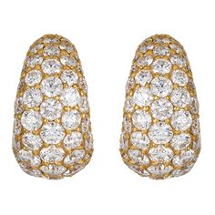 Approx. 5.80cts round Diamonds Earrings are set in 18K Yellow Gold Round Diamond Earrings, Diamonds Earrings, Unique Color Combinations, Classic Bracelets, Classic Jewelry, High Jewelry, Boutique Jewelry, White Diamonds, Huggies Earrings