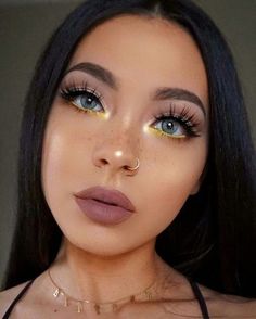 Fast Makeup, Trending Skincare, Make Up Foundation, Grey Makeup, Mekap Mata, Yellow Eyeshadow, Makeup Tip, Quick Makeup, Smink Inspiration