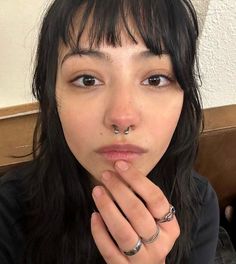 Asian Micro Bangs, Micro Bangs Long Hair, Micro Bangs Short Hair, Micro Bangs, Face Art Makeup, Makeup Looks Tutorial, Hair Reference, Look Cool, Pretty Hairstyles