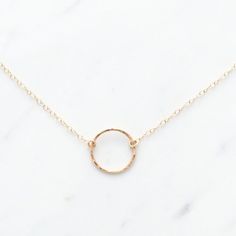 Open Circle Ring, Diamond Necklace Gift, Simple Gold Necklace, Necklaces Dainty, Necklaces Simple, Rose Gold Circle, Gold Circle Necklace, Karma Necklace, Perfect Circle