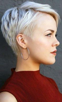 Women Pixie Haircut, Great Haircuts, Girl Haircuts, Hair Styler, Short Pixie Cut, Trending Hairstyles, Haircuts With Bangs