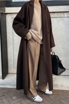 Vinter Mode Outfits, Workwear Capsule Wardrobe, Workwear Capsule, Random Outfits, Style Bundle, Brown Coat, Coat Outfits, Mode Inspo, 가을 패션