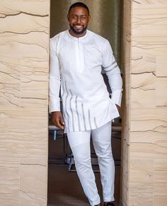 Nigeria Clothes, Men Kaftan, Men's Wedding Outfit, Kaftan Designs, Male Clothes, Traditional Outfit, Pant Sets, African Men Fashion, Brand Clothing