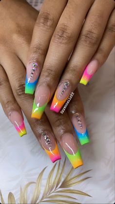 Pink Zebra Nails, Nail Designs Bling, Zebra Nails, French Tip Nail Designs, Colorful Nail Art, Summer Toe Nails, Fancy Nails Designs, Short Square Nails