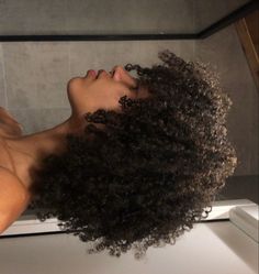 Mixed Emotions Aesthetic, Curly Afro Aesthetic, 3c Hair Aesthetic, Long Curly Hairstyles For Black Women, Curly Hair Cuts Black Women, Black Curly Hair Short, Short Curly Hair 3c, 3b Afro