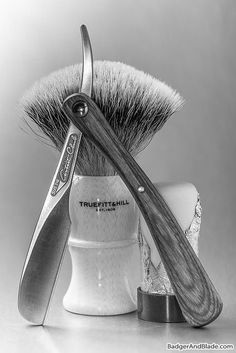 Grooms Tuxedo, Shaved Hair Cuts, Straight Razor Shaving, Barber Razor, Shaving Tips