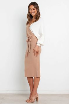 Elegant V-neck Sweater Dress For Brunch, Elegant Long Sleeve Bodycon Dress For Brunch, Chic Ribbed Midi Dress For Brunch, Beige Midi Length Bodycon Dress For Fall, Fall Beige Midi Bodycon Dress, Elegant White Sweater Dress For Workwear, Elegant White Sweater Dress For Work, Elegant Fall Midi Dress For Brunch, Elegant Fall Bodycon Dress For Brunch