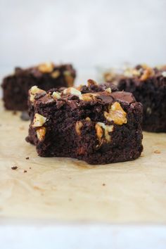 Fudgy Walnut Brownies - Taffey Bakery