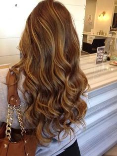 Caramel Brown Hair Color, Caramel Hair Highlights, Balyage Hair, Hair Color For Fair Skin, Brown Hair With Caramel Highlights, Honey Hair Color