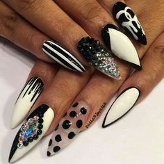 Character Nails, Gucci Nails, Chanel Nails, Glittery Nails, Glam Nails, Get Nails, Hot Nails, Bling Nails, Funky Nails