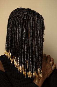 Hair Brushing, Yarn Braids, Goddess Hairstyles, Hair Reference, Hair Beads, African Hairstyles, Crown Chakra, Hair Art, Aesthetic Hair