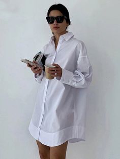 Experience ultimate comfort and style with our Chic Oversized Shirt Dress. Made from soft cotton, this dress offers a relaxed, oversized fit for all-day ease. Perfect for any occasion, it's an effortless and versatile addition to your wardrobe. Elevate your look and embrace a chic and comfortable style. Office Women Clothing, Striped Skirts, Classic White Shirt, Collared Shirt Dress, White Shirts Women, Leisure Fashion, Women Office, White Long Sleeve Shirt, Top Shirt Women