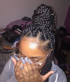 Braids For School, Box Braids Pictures, Face Beat, Hair Laid, Hair Crush, Box Braids Hairstyles, Braids For Black Hair, Diy Hair