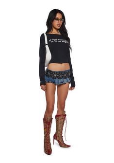 This long sleeve top has a washed cotton construction, a raw hem printed wings on the back, a cropped fit, and graphic word prints on the front and back. Word Prints, Halloween Costume Boots, School Halloween Costumes, Kiss Outfits, Fairy Festival, Halloween School, Streetwear Y2k, Long Sleeve Crop, Black Crop Tops