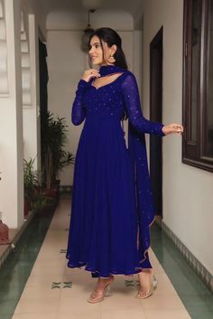 Kurti Long, Palazzo Kurti, Stitched Kurti, Shalwar Suit, Desi Clothing, Anarkali Designs, Suit Punjabi, Trendy Outfits Indian