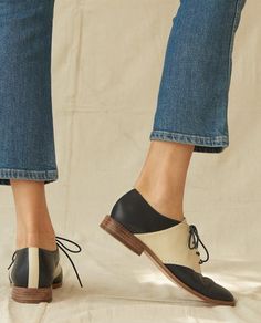 The Saddle Shoe. -- Navy And Vanilla Oxford Women Outfit, Saddle Shoes Outfit, Saddle Shoe, Saddle Oxfords, Saddle Shoes, Dressed To The Nines, Women Outfit, Casual Clothing, Vintage Shoes