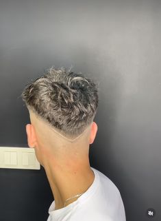 V Hair Fade Haircut, V Drop Fade Haircut, Muske Frizure Kratke, V Fade Design, Men’s Drop Fade, V Back Haircut, V Taper Fade, Fade With Cross Design, Medium Drop Fade