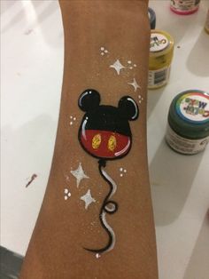 Disney Face Paint Easy, Disney Face Painting Ideas, Mickey Mouse Inspired Makeup, Mini Mouse Face Painting For Kids, Facepainting Ideas Easy For Kids, Small Face Paint, Disney Eye Makeup Mickey