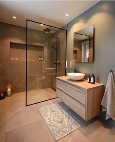 Home decor stylish bathroom design ideas Square Salon Design, Wall To Wall Shower Ideas, Tikamoon Bathroom, Modern Walk In Shower Ideas, Restroom Remodel Ideas, Showers For Small Bathrooms, Scandinavian Bathroom Design Ideas, Modern Minimalist Bathroom, Design Interior Baie