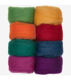 multicolored wool rovings are stacked on top of each other