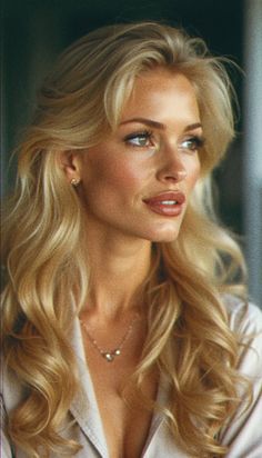 Mara Teigen Blonde, Blonde Classy Aesthetic, Victoria Secret Hair And Makeup, Retro Glam Hair, Blonde 60s Hair, Long Face Framing Layers Blonde, Models With Big Forehead, Dark Feminine Blonde Aesthetic, Makeup Blonde Hair Green Eyes