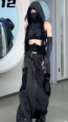 Futuristic Outfits, Techwear Women, Cyberpunk Outfit, Dress Tips, Techwear Outfits, Cyberpunk Clothes, Techwear Fashion, Black Homecoming Dress, Cyberpunk Fashion