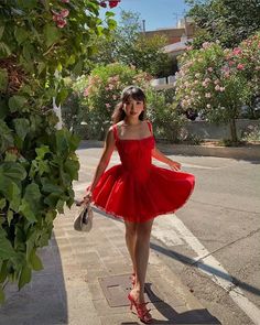 pretty red dress, date night dress, elegance Red Dress Date, Red Dress Date Night, Pretty Red Dress, Dress Date, Dress Date Night, Date Night Dress, Party Inspo, Birthday Planning, Date Night Dresses