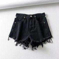 Cut Jean Shorts, Chain Jeans, Girl Punk, High Waist Denim Shorts, High Waist Denim, Casual Black, High Waisted Shorts Denim, Exclusive Fashion, Colored Denim