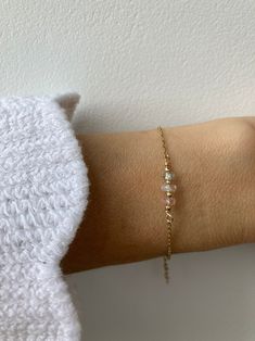 Morganite Moonstone and Aquamarine Bracelet. Emotional - Etsy Cyprus Aquamarine Bracelet, Star Chain, Crystal Healing Bracelets, Rose Gold Chain, Dainty Bracelets, Healing Bracelets, Emotional Healing, Bracelet Gold, Gold Filled Chain