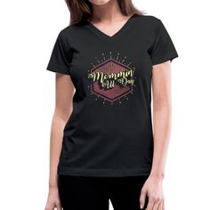 Funny Mom Novelty Mommin' All Day - Women's V-Neck T-Shirt Funny Mom, Mom Humor, Hoodie Shirt, V Neck T Shirt