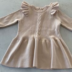 Never Worn Cozy Sweat Dress Cream Colored 12-18 Months Smoke/Pet Free Cute Cream Fall Dress, Cute Long Sleeve Sweater Dress For Fall, Cute Cream Winter Dress, Sweat Dress, Dress Cream, Cream Dress, Kids' Dresses, Cream Color, Sweater Dress