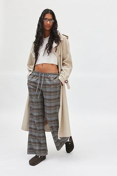 Reinvented Silence + Noise workwear pant in a relaxed, pull-on style. Features a low-rise elasticated waistband, drawstring tie and flared leg. Exclusively at Urban Outfitters. Features Silence + Noise Maude menswear pull-on pant Flared trouser Printed fabric with some stretch Low rise elasticated waistband with drawstring tie Side pockets Flared leg fit Full length Easy pull-on style UO exclusive Content + Care 49% Polyester, 28% viscose, 22% nylon, 3% spandex Machine wash Imported Size + Fit M Relaxed Fit Bottoms With Drawstring For Fall, Straight Leg Cargo Pants For Fall Loungewear, Fall Loungewear Straight Leg Cargo Pants, Fall Loungewear Cargo Pants Straight Leg, Relaxed Fit Cargo Pants With Drawstring For Fall, Fall Cargo Pants With Elastic Waistband And Relaxed Fit, Utility Pants With Drawstring For Fall, Fall Cargo Pants With Elastic Waistband For Loungewear, Fall Utility Pants With Drawstring