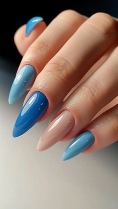 #unhas #unhasdegel #inspiracao #unhaazul Rave Nails, Her Nails, Hot Nails, Chic Nails, Best Acrylic Nails, Long Acrylic Nails, Stiletto Nails, Green Nails, Blue Nails