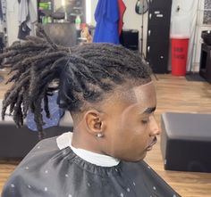 Free Form Dreads Men Fade, Dredlocs Style Men, Full Head Dreads, Freeform Dreads Taper, Men’s Dyed Locs, Men’s Dyed Dreads