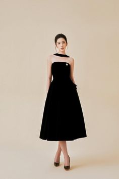 Straight Across Neckline, Panel Skirt, Mean Blvd, Velvet Midi Dress, Skirt And Sneakers, Grad Dresses, Strappy Dresses, 가을 패션, Cup Design