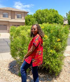 New red and black African print cotton top for women. Our women's long kaftan top is a loose, high-low style for fun wear. Easy to wear, effortlessly cute, and classy. This cool Ronke top will be specially handcrafted for you upon purchase.  Wear this fun Kaftan top over pants, skirts, shorts, or jeans.  FEATURES -  High-low hem, side slits, and cute split neckline design. This item will be specially handcrafted for you upon purchase. We appreciate your including your bust, waist, and hip measurements at checkout otherwise, we will use the measurements listed with the size you selected. Approx Length: Front- 29.5", Back - 31" The model is 5'7" Modifications for no extra charge: Make top shorter Lower or higher neckline  Longer or shorter side slits  To purchase, select size, color, and che Black Top Summer, Long Kaftan, High Low Blouse, Neckline Designs, Festival Tops, African Print Fabric, Red Blouses, Long Blouse, African Clothing