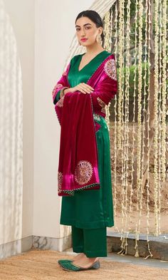 Satin Suits Women Indian, Satin Suit Design, Satin Kurti Designs, Emerald Green Fabric, Velvet Suit Design, Velvet Dupatta, Silk Kurti Designs, Velvet Dress Designs, Traditional Indian Outfits