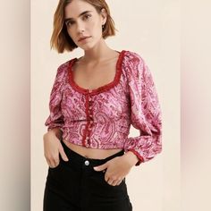 Free People - Very Soft Velvet Material - Scoop Neck - Blouson Sleeve With Elastic Cuff - Smocked Elastic Back - Nwt Free People Velvet, Velvet Blouse, Free People Blouse, Red Boho, Velvet Blouses, Velvet Tops, Crop Blouse, Boho Blouses, Pink Blouse