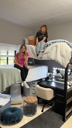 Freshman Dorm Room, Dorm Layout, Freshman Dorm, Dorm Room Styles